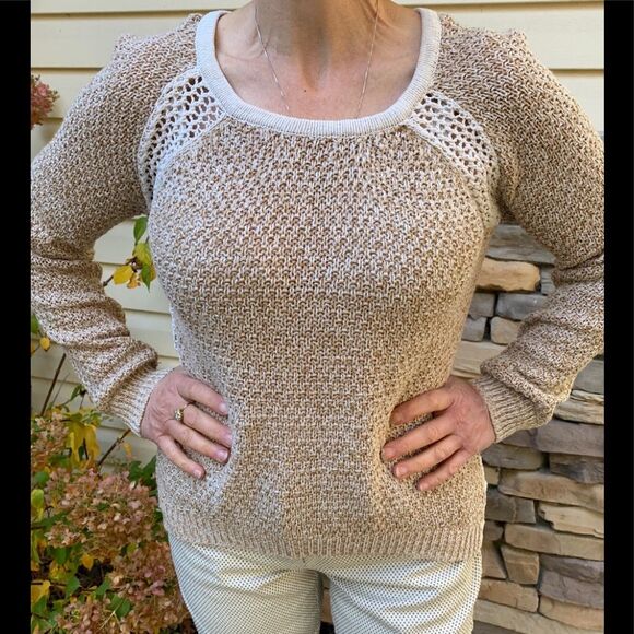 GG Basics Beige/white Open Knit Long Sleeve Sweater, good condition, Size Large - Picture 1 of 9